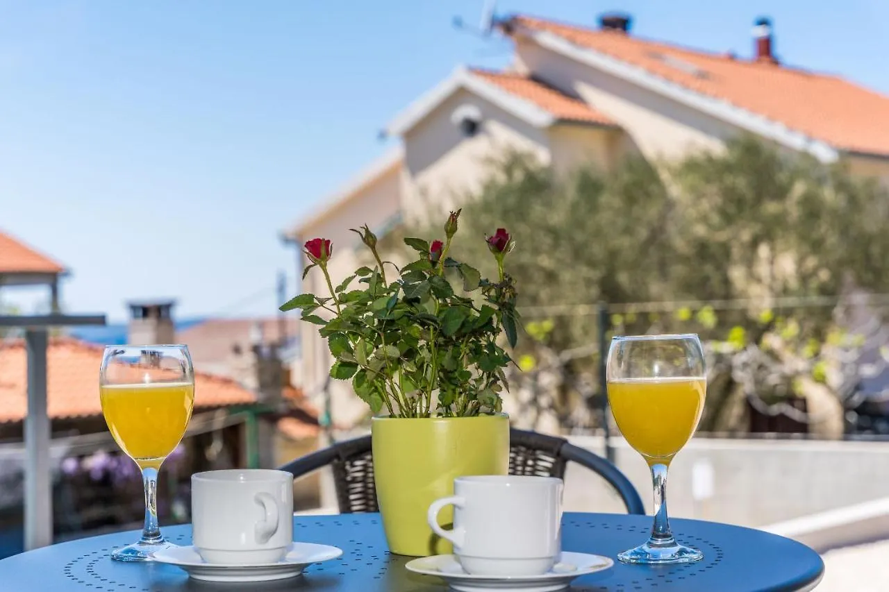 Villa Anita Kožino 0*,